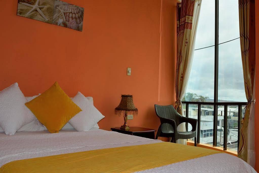 פורטו איורה Hostal Carliza מראה חיצוני תמונה