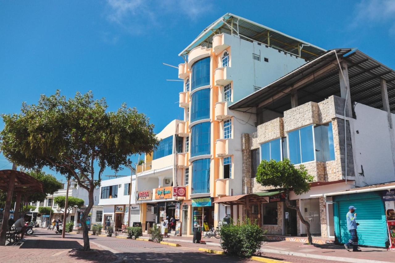 פורטו איורה Hostal Carliza מראה חיצוני תמונה