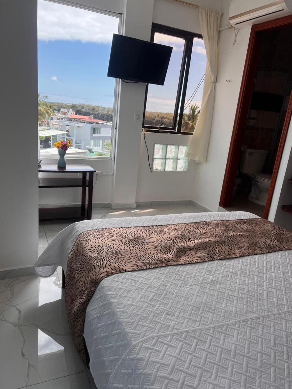 פורטו איורה Hostal Carliza מראה חיצוני תמונה